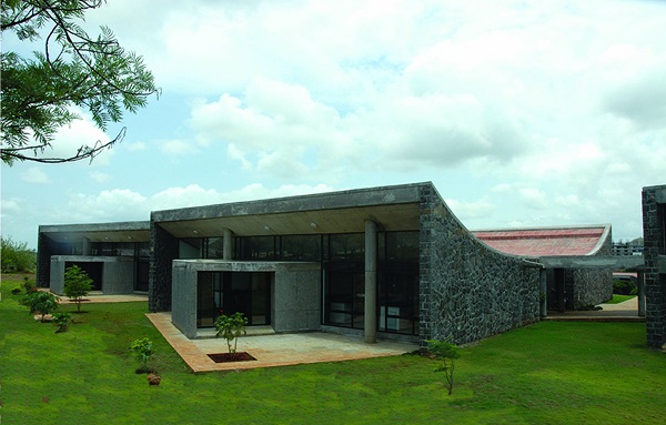 Photo Credit  On Image http://www.archdaily.com/290677/the-heritage-school-madhav-joshi-and-associates/5099913228ba0d0433000244_the-heritage-school-madhav-joshi-and-associates_heritage_school_11-jpg/