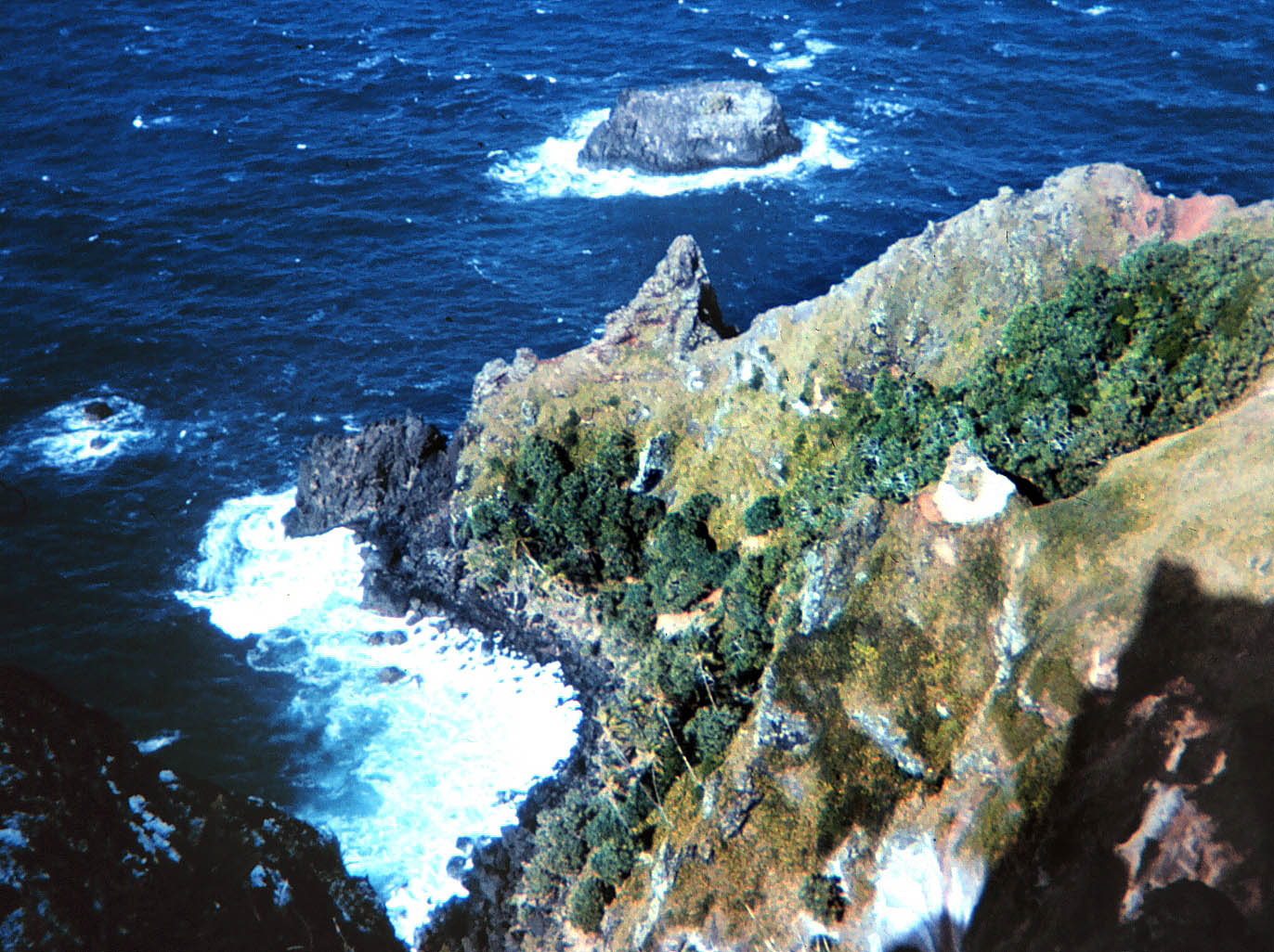Photo Credit   https://www.wikiwand.com/en/Pitcairn_Islands