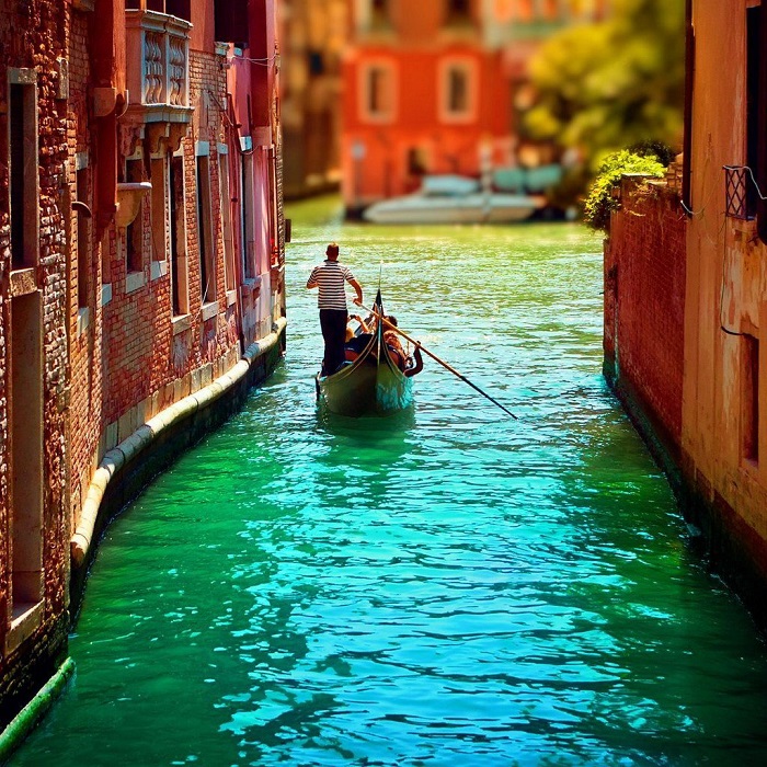 Photo Credit  http://www.hdtabletwallpaper.com/The-wallpapers-of-beautiful-scenery-of-Venice-Italy-1024x1024/The-wallpapers-of-beautiful-scenery-of-Venice-Italy-1024x1024-07 