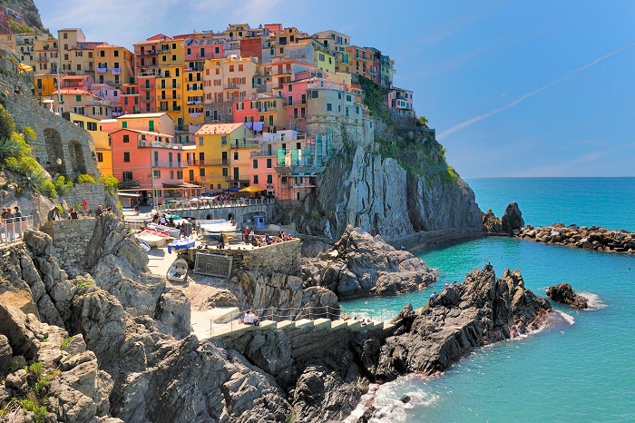 Photo credits http://handluggageonly.co.uk/2015/04/09/the-italian-riviera-cinque-terre-pisa-and-florence/