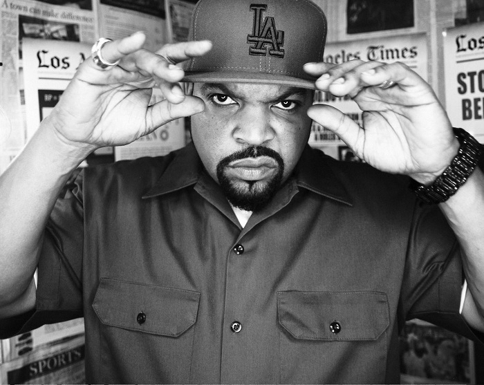 Photo Credit http://icecube.com/ice-cube-to-put-on-the-gloves-for-fist-fight-at-new-line/ 