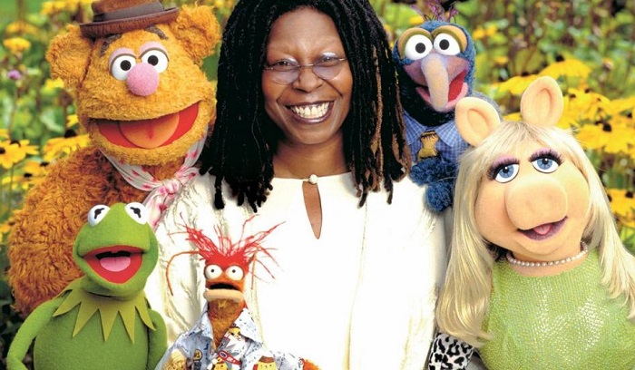 Photo Credit http://www.newsweek.com/muppets-movie-whoopi-goldberg-loving-kermit-and-miss-piggy-66269 