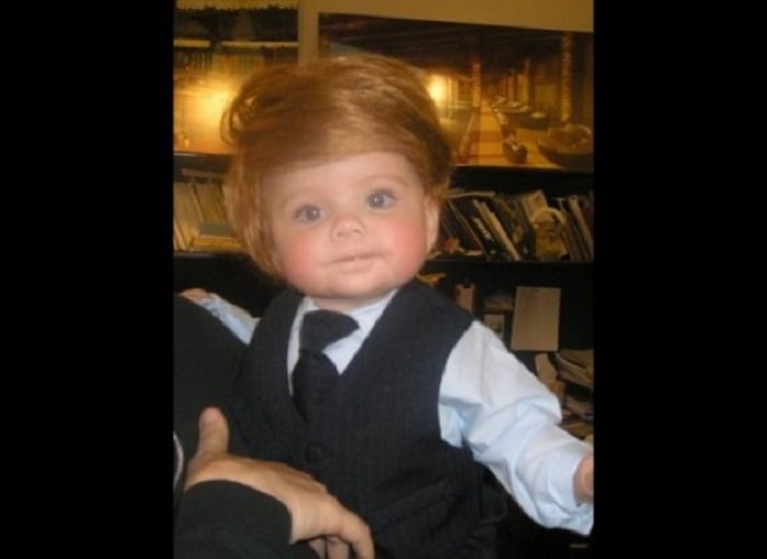 Photo Credit http://www.opposingviews.com/i/gallery/entertainment/14-inappropriate-hilarious-childrens-halloween-costumes