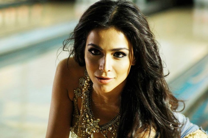 Top 25 Most Beautiful Pakistani Women (Models, Actresses ...