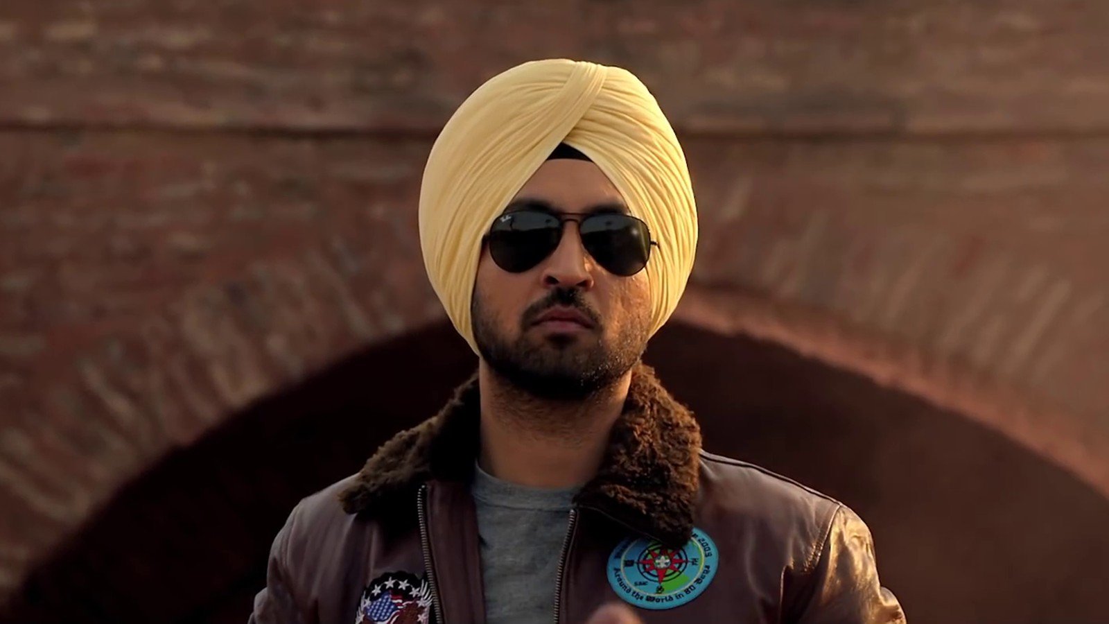 Diljit Dosanjh: Personal Life & Interesting Facts About The Punjabi  Superstar That You May Not Know