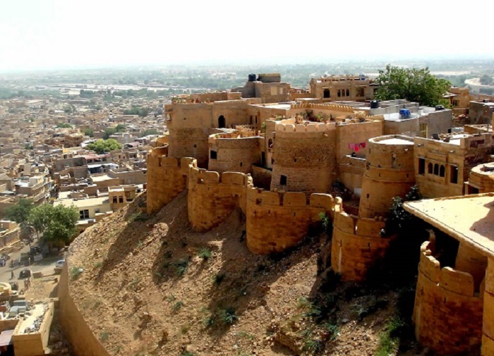 Image Source http://www.7wonders.org/asia/india/jaisalmer/jaisalmer-fort/