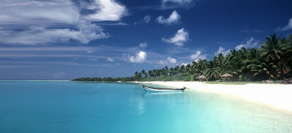 Photo Credit http://www.greavesindia.com/beyond-india-travels/maldives-indian-ocean-islands/lakshadweep/