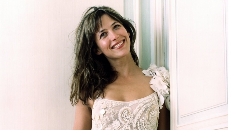 Photo Credit: http://www.soompi.com/2013/03/10/french-actress-sophie-marceau-performs-gangnam-style-horse-dance/ 