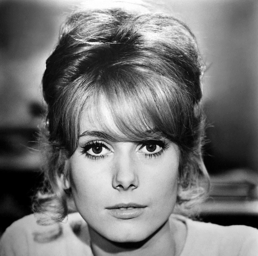 Top 1960s Female Actresses: Iconic Stars & Their Roles