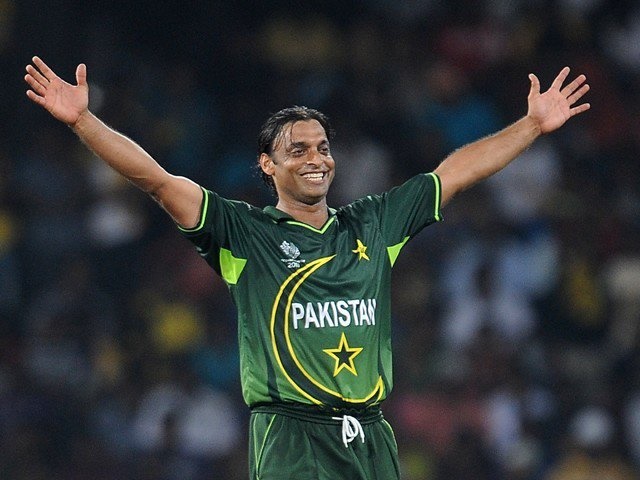 Photo Credit:  http://tribune.com.pk/story/397106/street-cricket-shoaib-akhtar-to-spot-groom-young-talent/ 