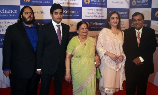 Photo Credit: http://www.deccanchronicle.com/140618/business-latest/gallery/ambani-family-meets