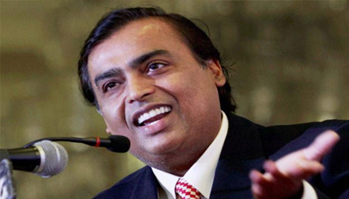 Photo Credit: http://zeenews.india.com/business/news/companies/read-what-mukesh-ambani-replied-to-a-girl-seeking-to-marry-a-guy-with-rs-100-crore-salary_1873491.html 
