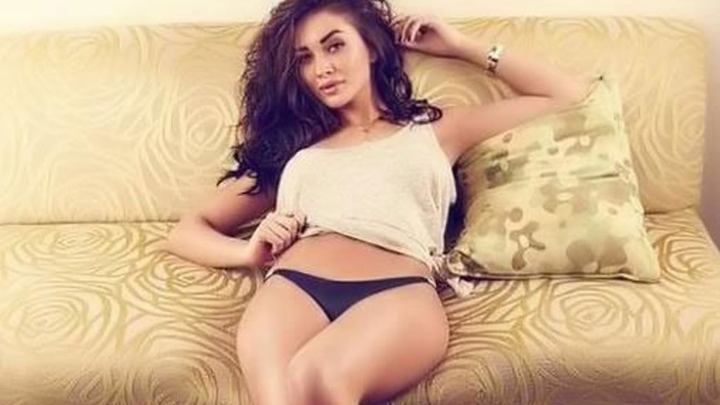 Photo Credit http://bollywoodlover.com/amy-jackson-wiki-hot-pics-some-rare-facts-about-her/ 