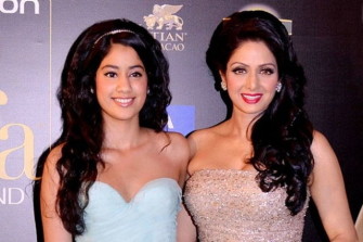 Photo Credit: http://daily.bhaskar.com/news/ENT-sridevis-daughter-jhanvi-kapoor-is-the-next-hot-thing-to-look-out-for-4965023-PHO.html?seq=2